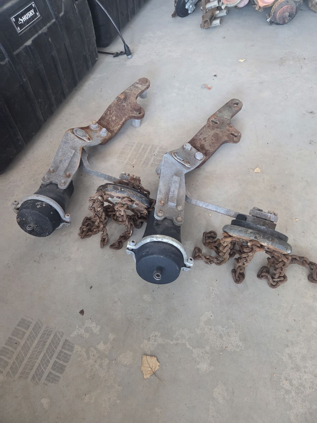 SEMI Truck Auto Snow Chains