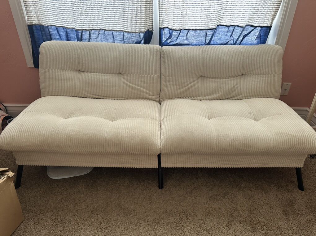 Futon - white