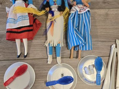 3 Barbies around the world