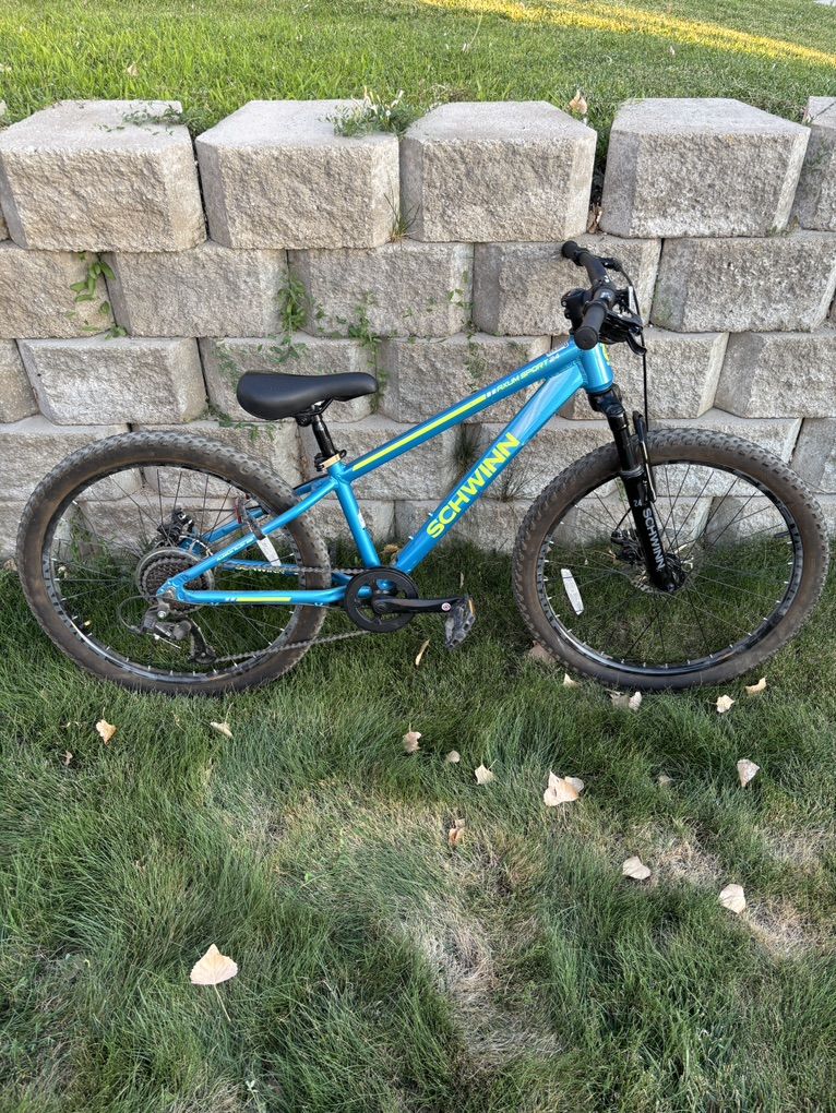 Schwinn Mountain Bike
