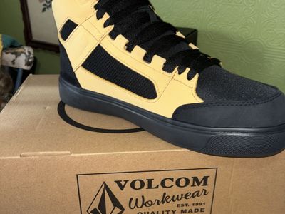 Volcom Men's Evolve Work Boot/ Shoe Sz 9.5 New In