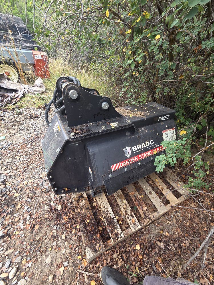 Bradco FME30 Hydraulic Flail Mower / Brush Cutter Attachment