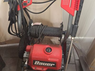 Bauer 2000 PSI Electric Pressure Washer