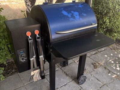 Traeger pellet smoker
