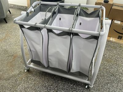 Rolling 3-bin hamper
