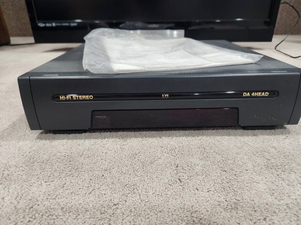 LXI Brand VCR. Great condition!