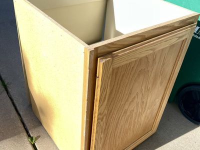 Free Kitchen cabinet