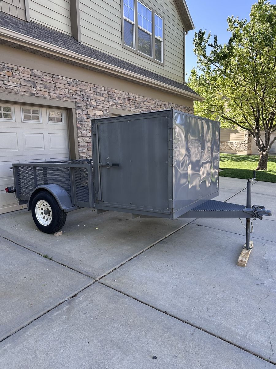 Trailer