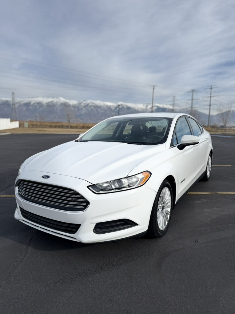 2016 Ford Fusion Hybrid SE