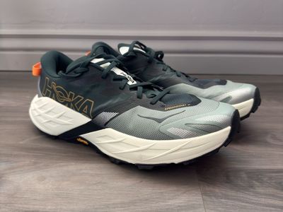 Hoka Speedgoat 7