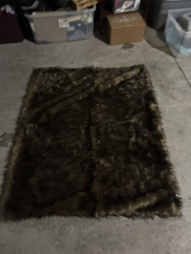 Faux Fur Blanket And Pillow Cases