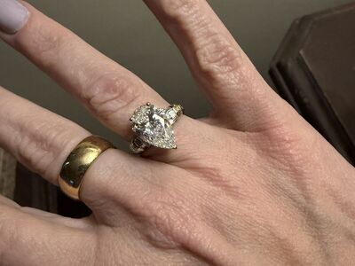 Beautiful 5.05 carrot diamond ring