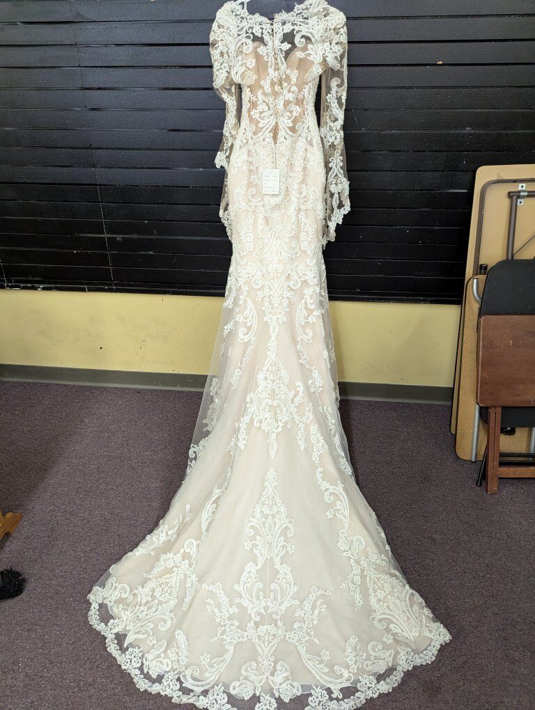 Maggie Sottero & Midgley Sz 6 Blush/Ivory