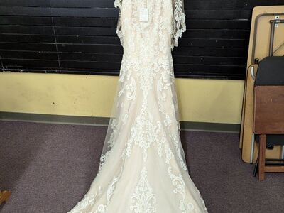 Maggie Sottero & Midgley Sz 6 Blush/Ivory