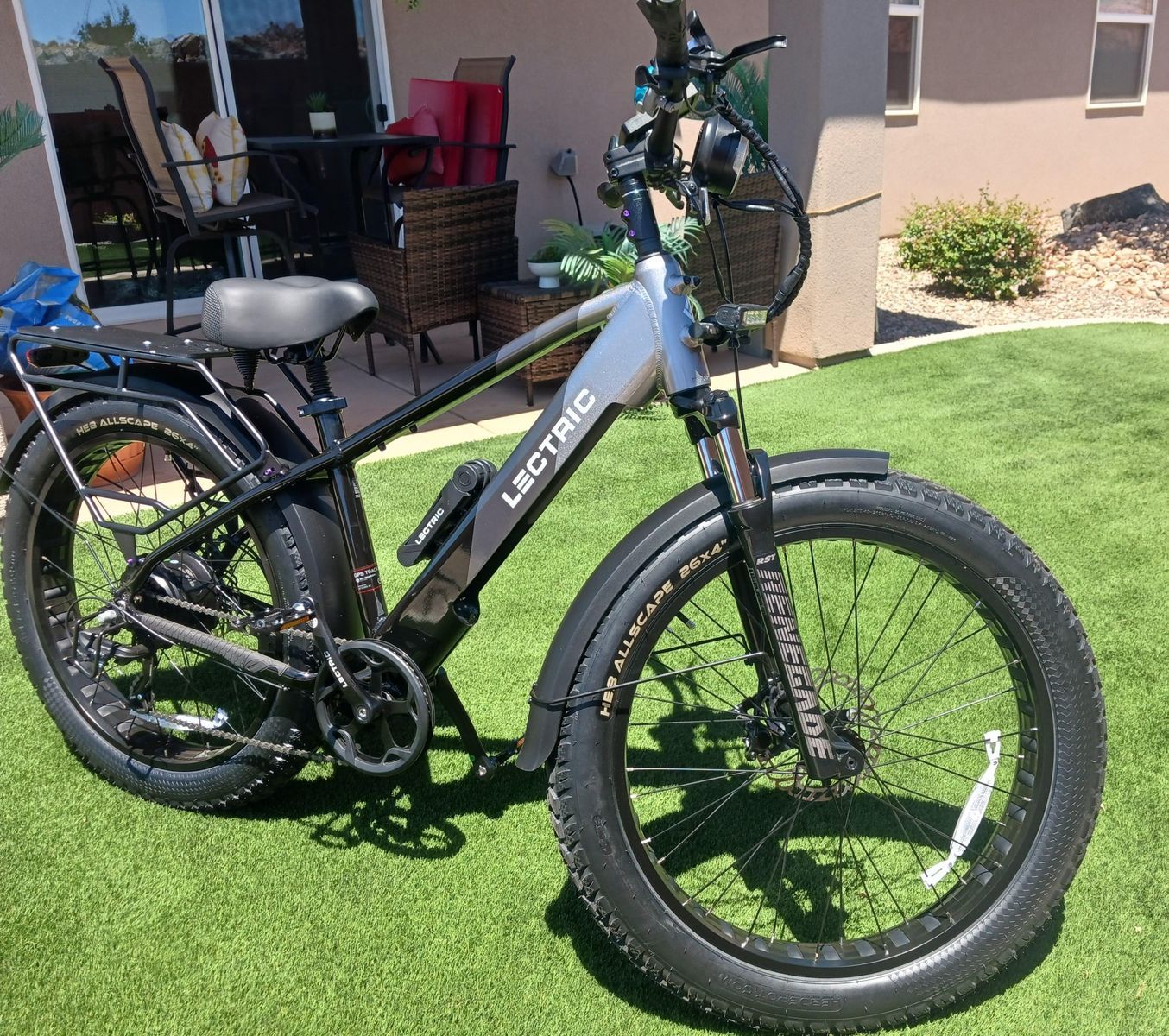 Lectric XPeak All Terain Electric bike step over W/ 2 Extra Batteries! Mileage Only 85 Miles. 750 Watt Stealth Motor,