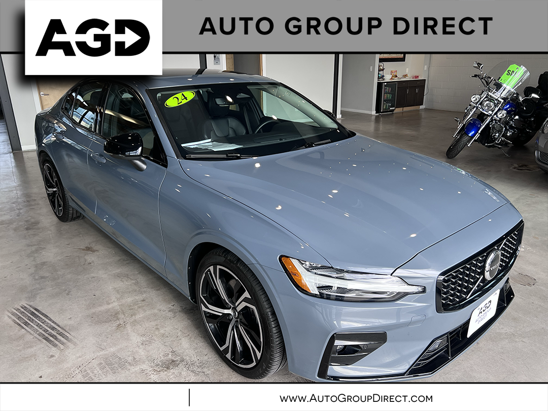 2024 Volvo S60 B5 Core Dark Theme