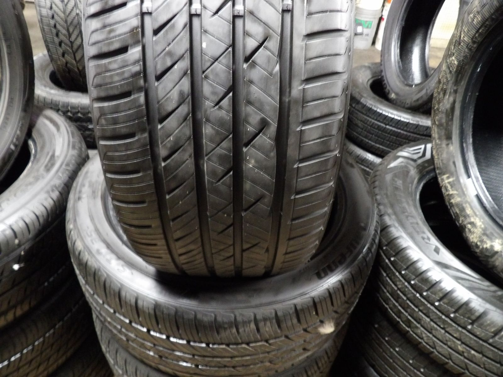 245/40R18 LAUFENN S FIT A/S SET OF USED TIRES