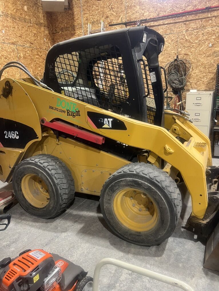 2013 246 C  CAT Skidsteer