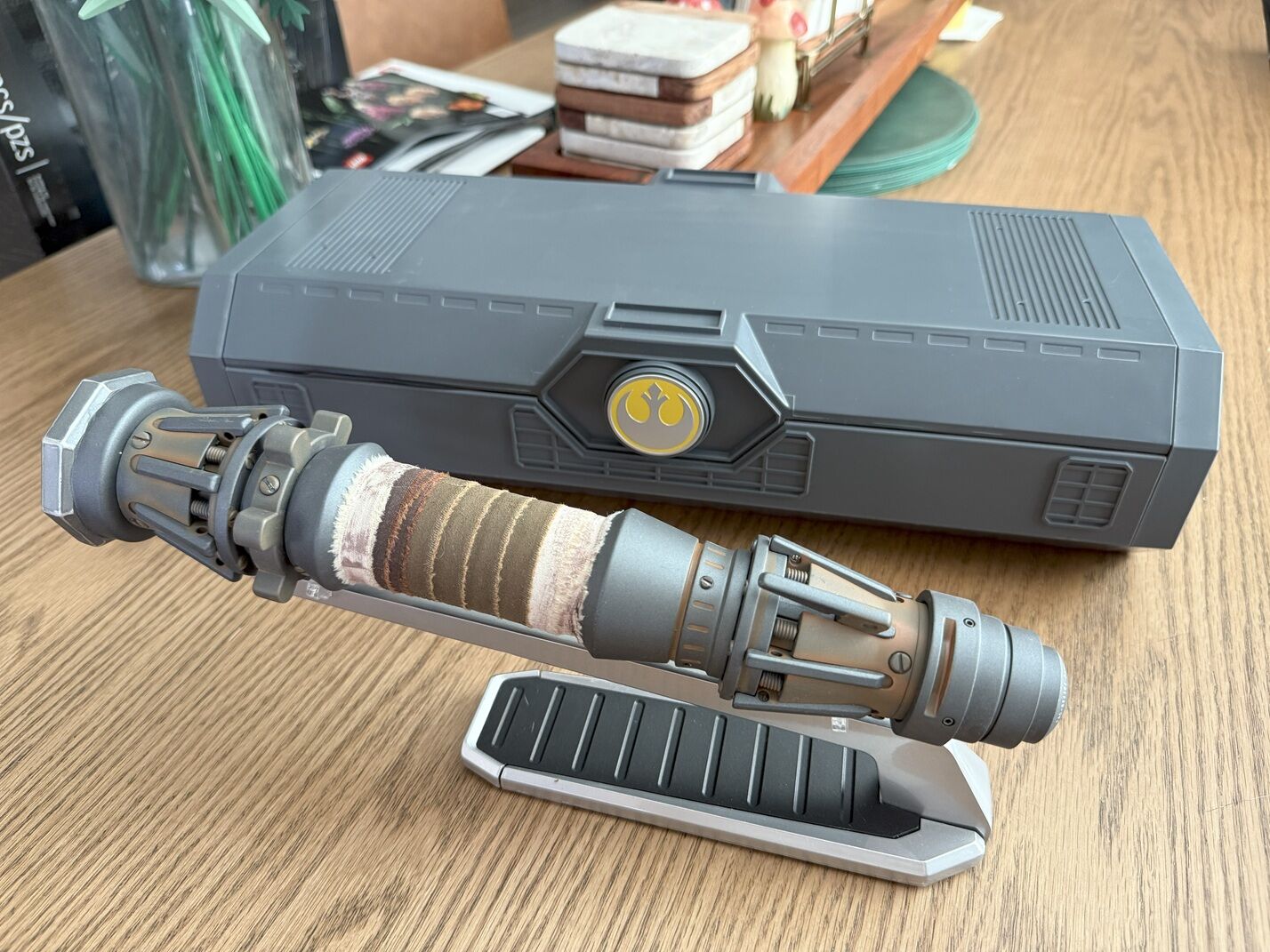 Official Galaxy's Edge Lightsaber Rey Skywalker