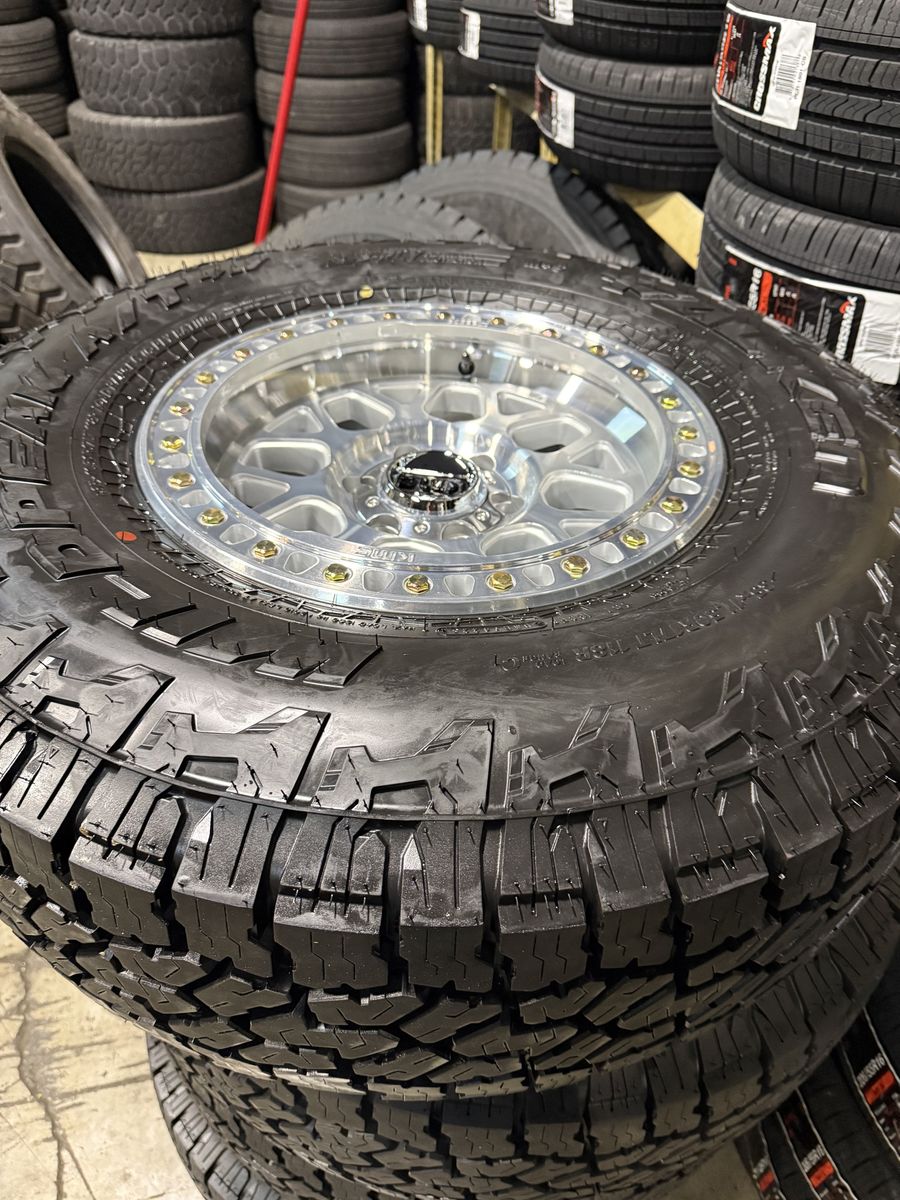 New Silver KMC KM549 6x135 Falken AT4w 35x11.50r17