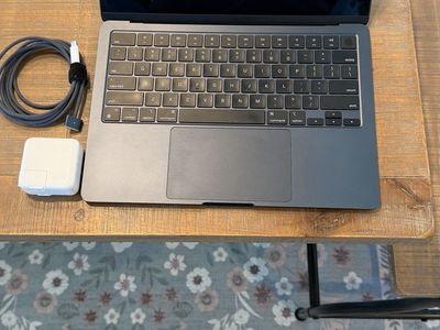2022 Mac Book air. 16gb of ram. 256g. M2 chip