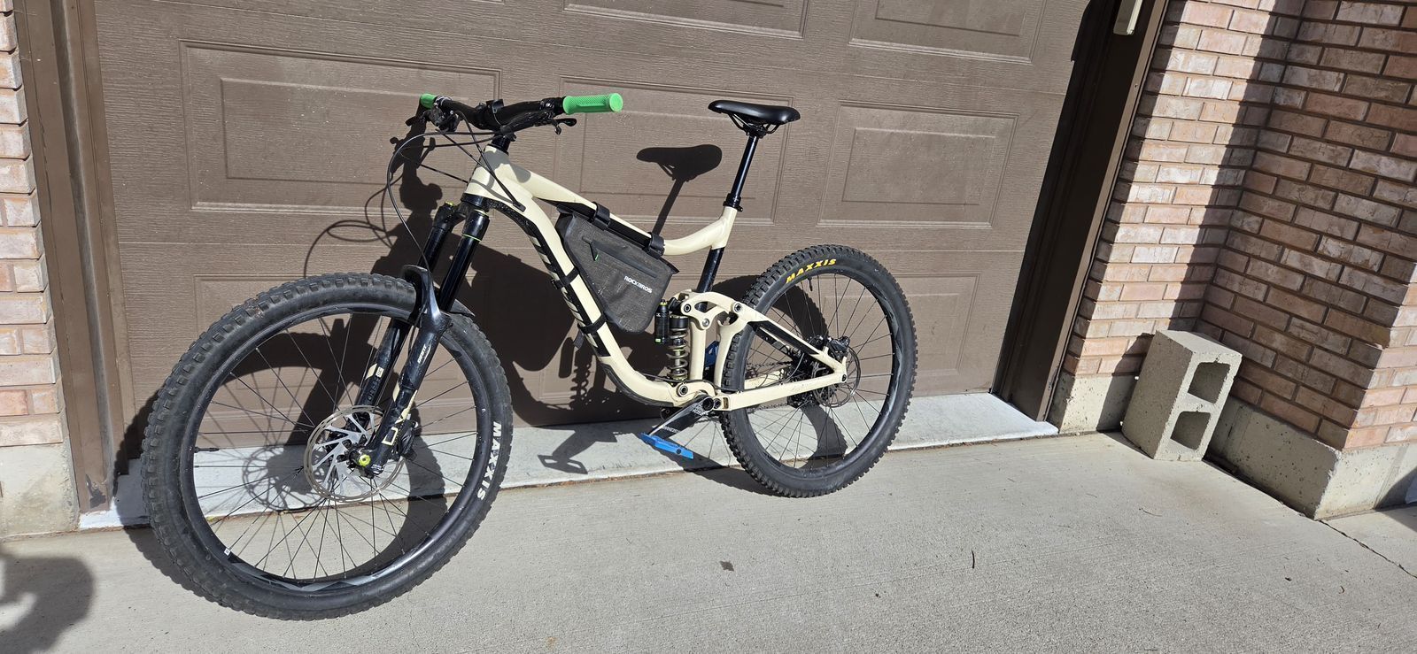 2019 Giant Reign SX 1 XL