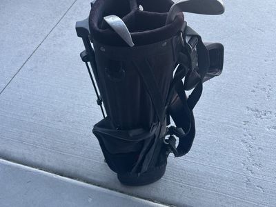 Used Golf Clubs with Black Carry Bag - Mixed Set. Kids size