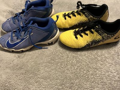 2 FREE Pairs Of Soccer cleats size 3