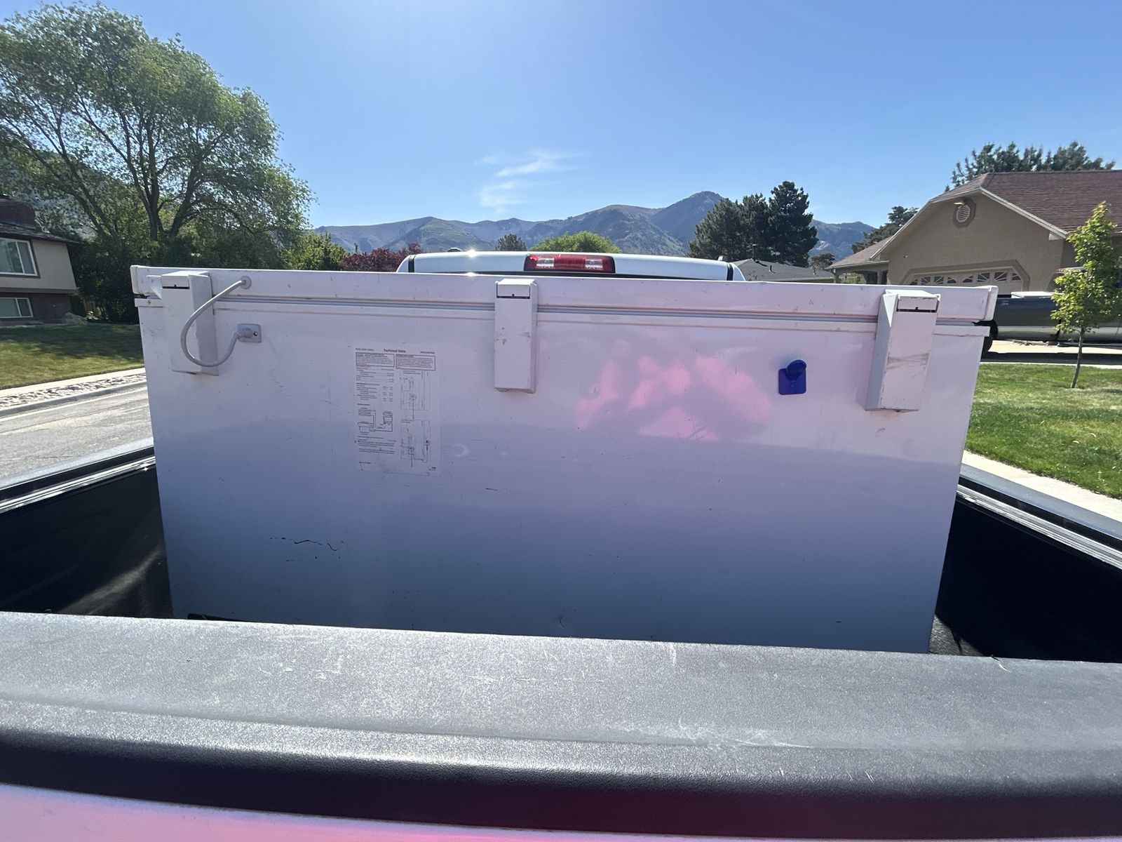 Ge garage ready chest freezer 10.7cu ft delivery
