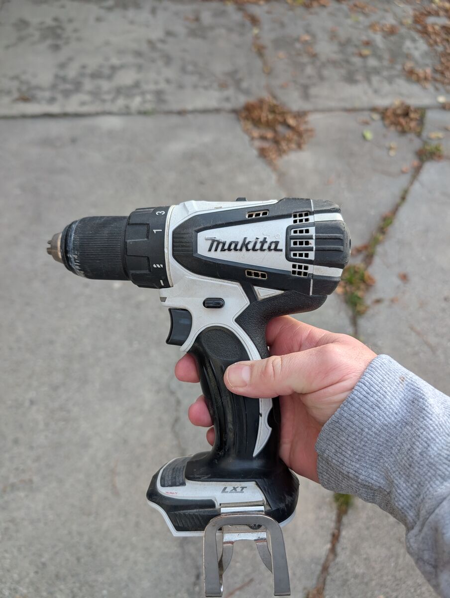 Makita LXFD01 Drill