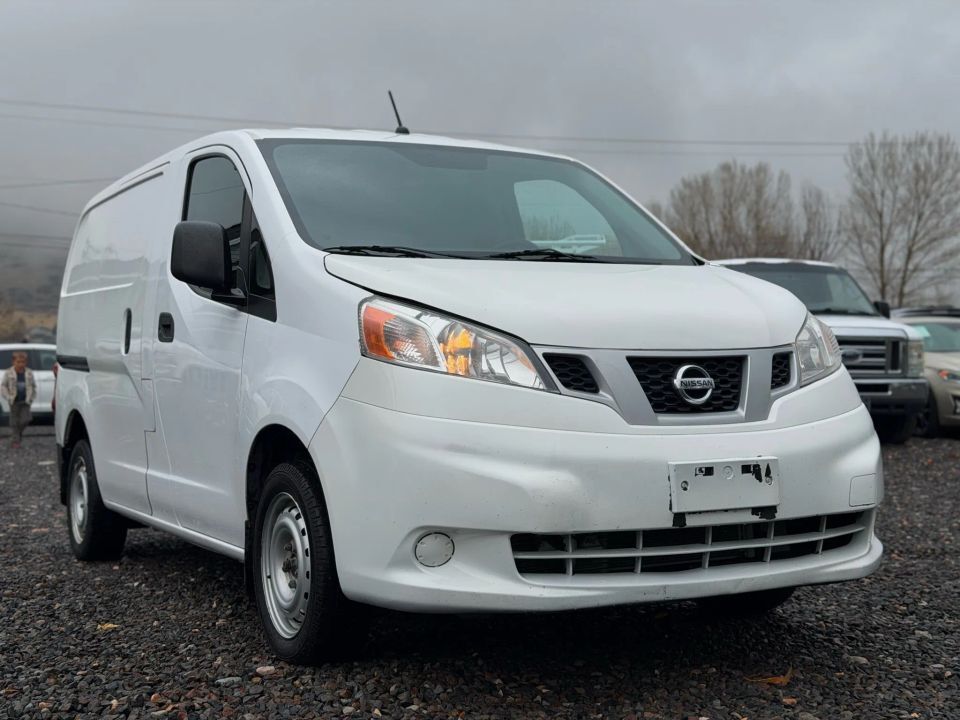 2018 NISSAN NV S