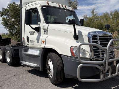 2017 Freightliner Day Cab