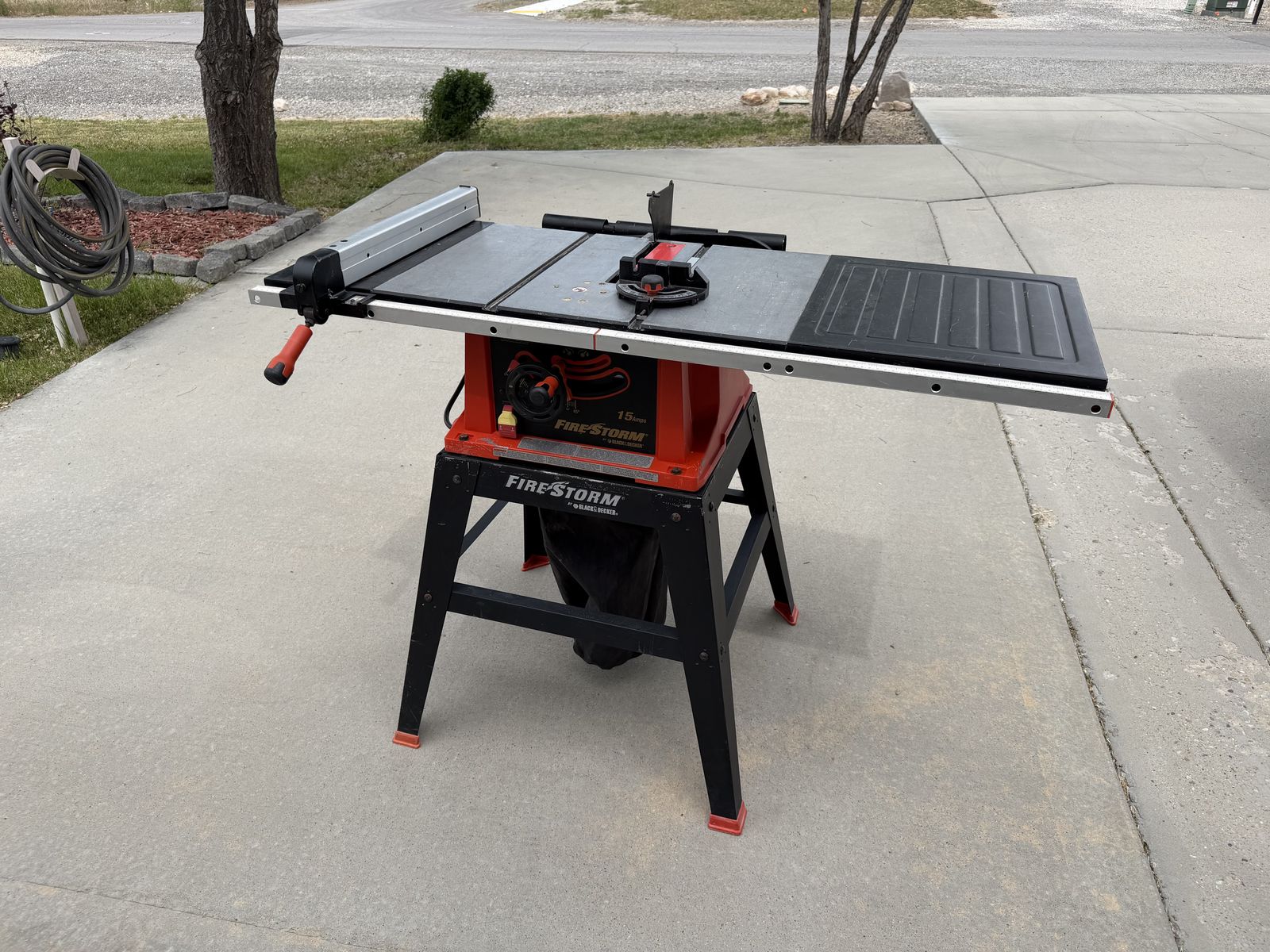 Black & Decker Table Saw
