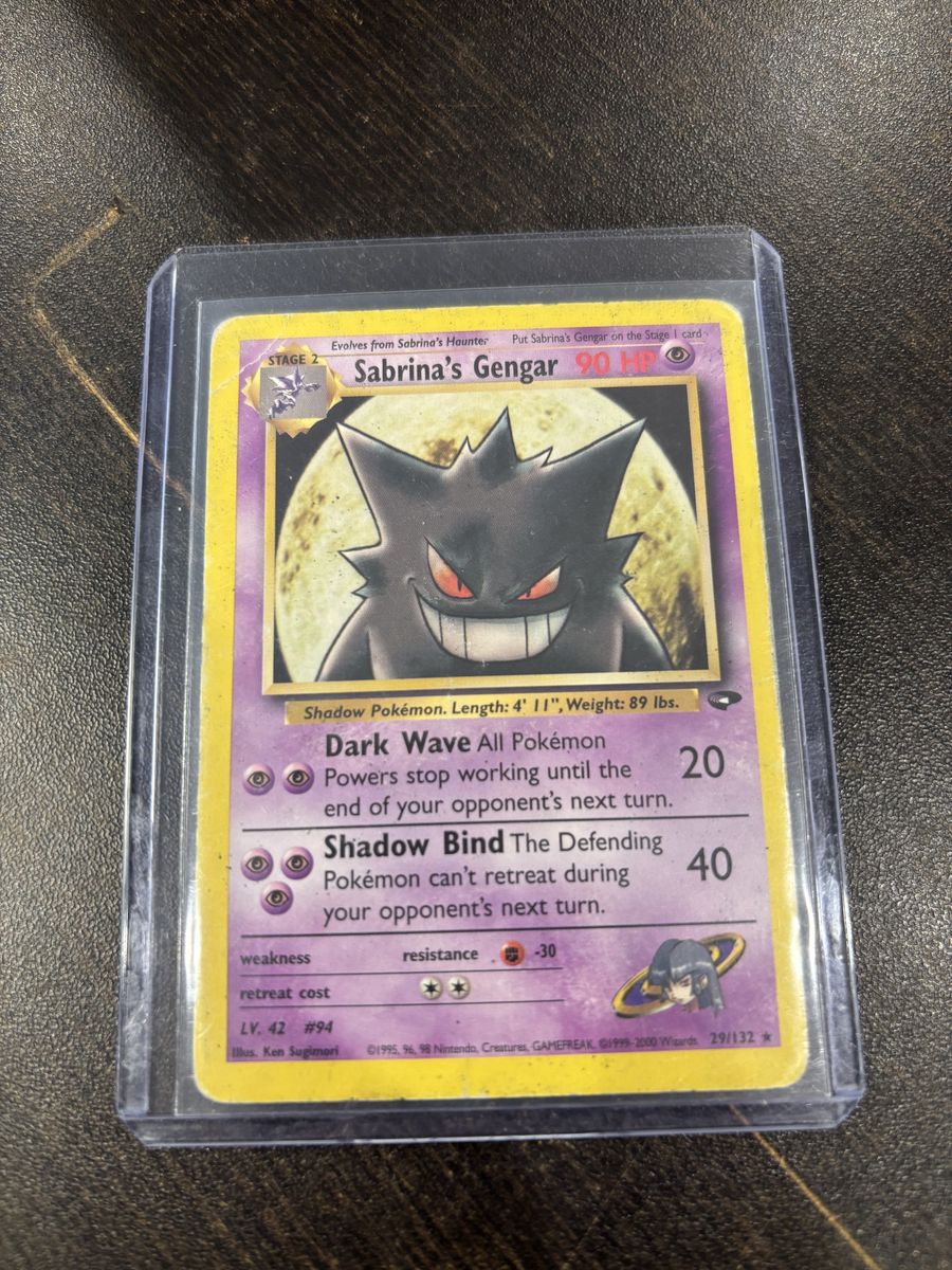 Sabrina's Gengar RARE card.