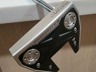 Scotty Cameron Phantom 7
