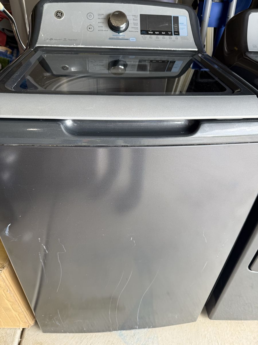 GE washer and dryer set
