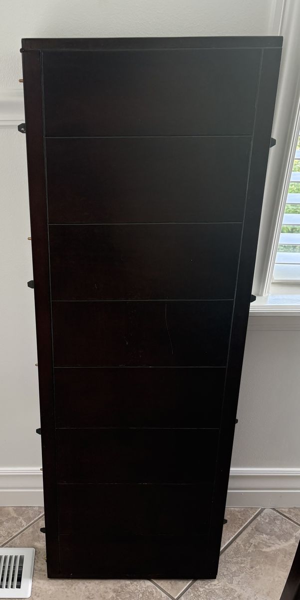 Main image 4