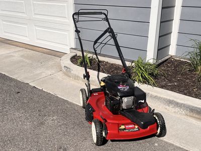 Toro Recycler Self- Propelled Lawn Mower