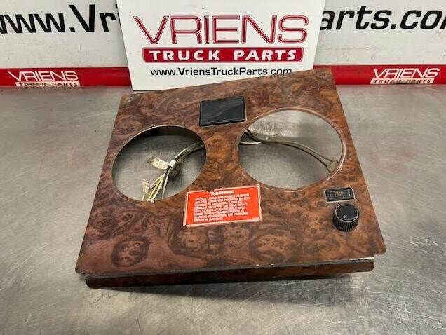 K176-8476 PANEL-GAUGE W/ K092-335 CONTROL-PANEL LIGHT & S64-1059-10 PANEL