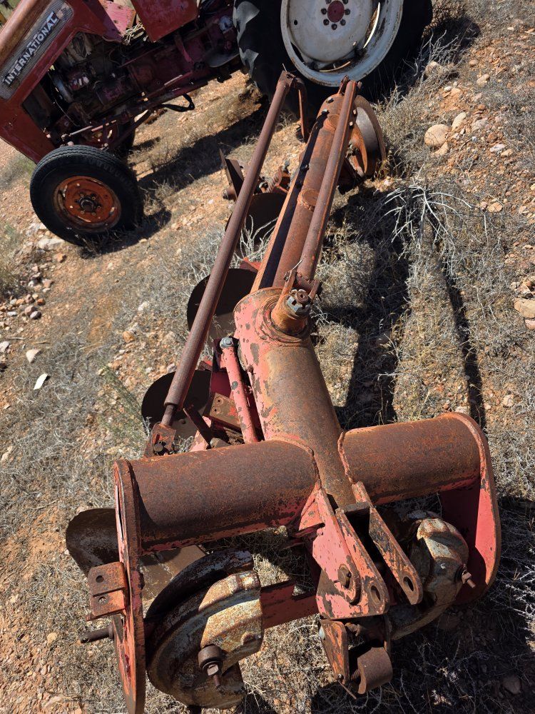 Main image 3