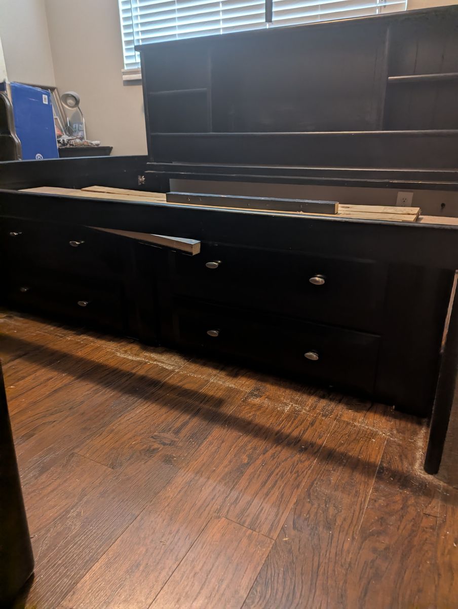 Full size bed with mattress