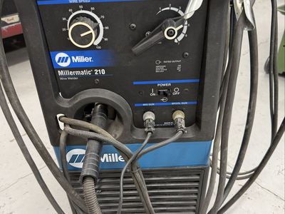 MiG Welder Millermatic 210 with spool gun