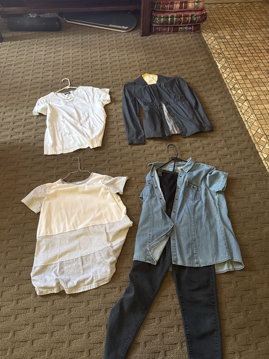 Women's Maternity Clothing Bundle - Tops, Dress, and Pants - Various Sizes ( eight pieces $11 for all)