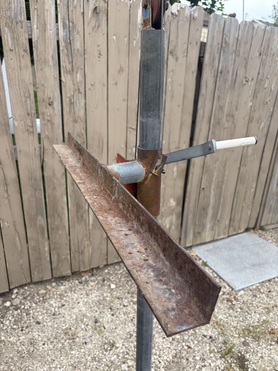 Main image 4