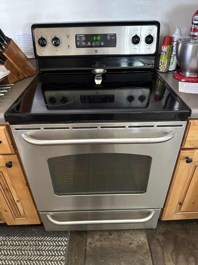 Ge Black Stainless Steel Electric Range Stove Oven