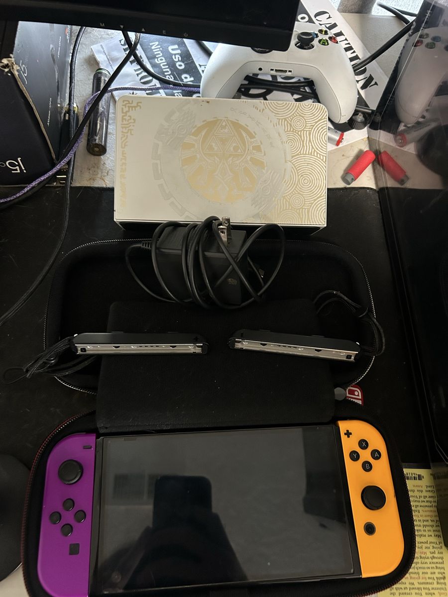 SWITCH OLED