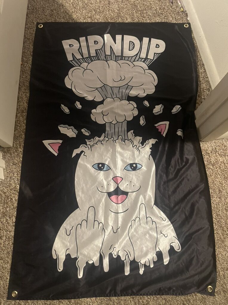 Rip And Dip Tapestry