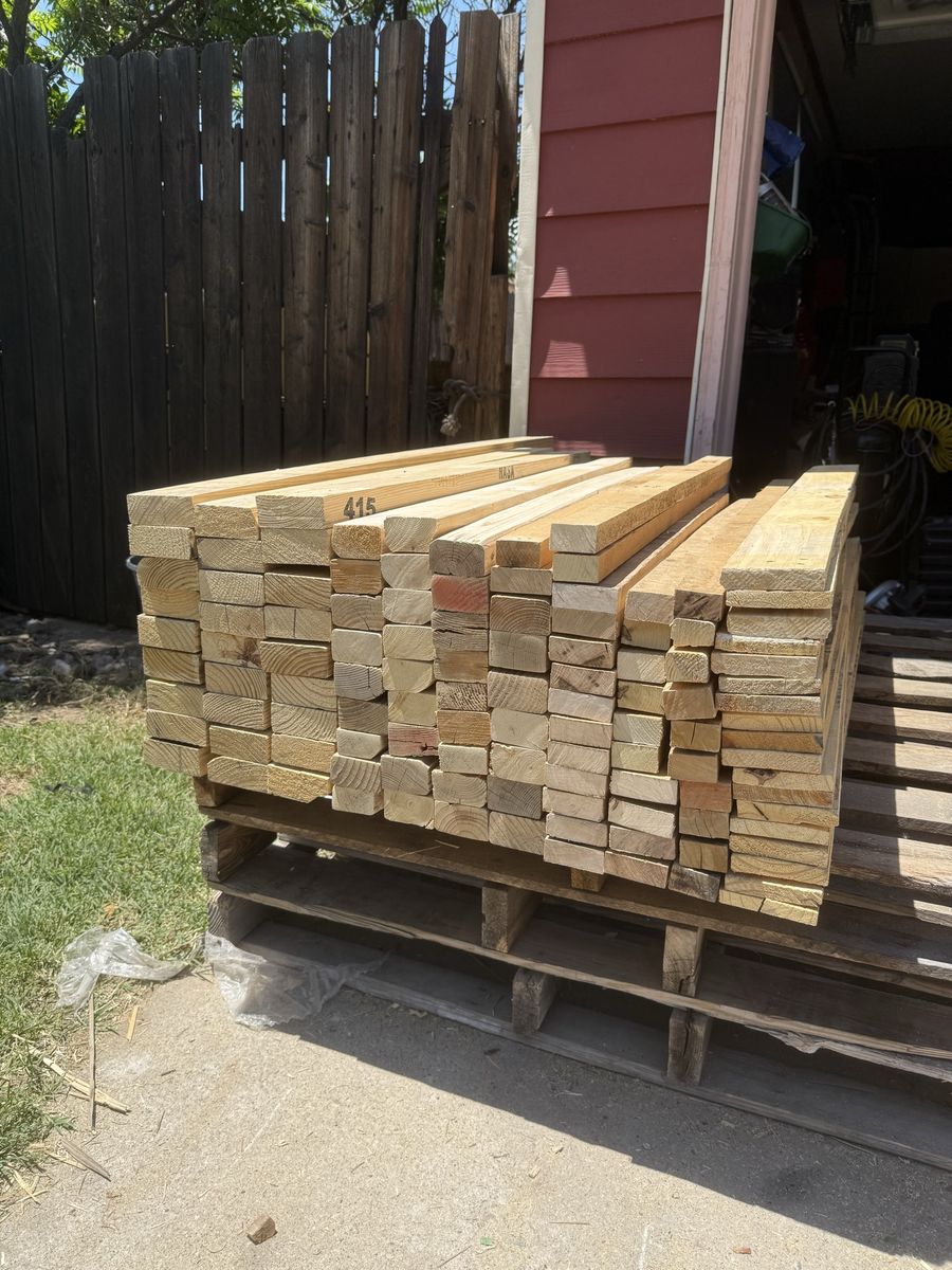 Assorted Wood Lumber - Various Sizes & Types - Ideal for DIY & Construction Projects