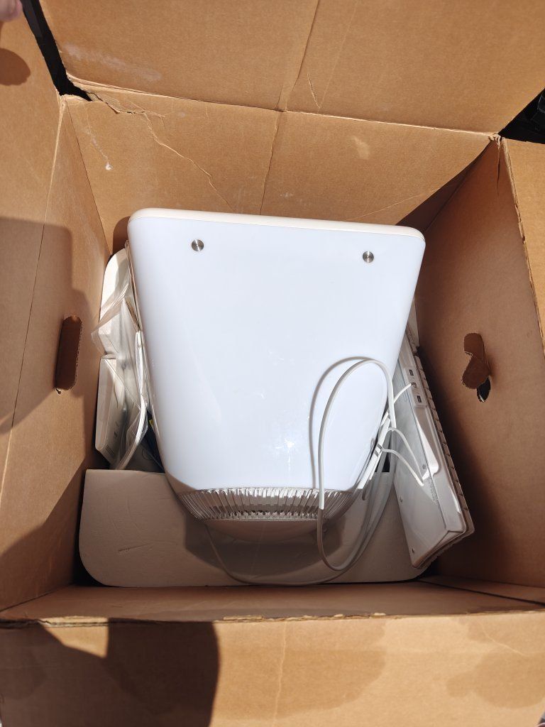 Apple eMac (For Parts or Repair)