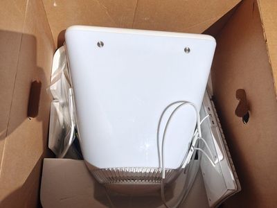 Apple eMac (For Parts or Repair)